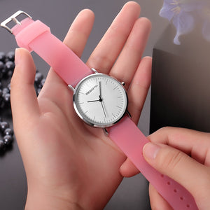 Fashion Casual Women Watch Silicone Strap Ladies Quartz