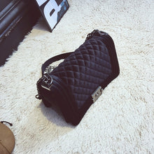 Load image into Gallery viewer, Velvet Diamond Chain Luxury Leather Handbag Women Messenger Bag